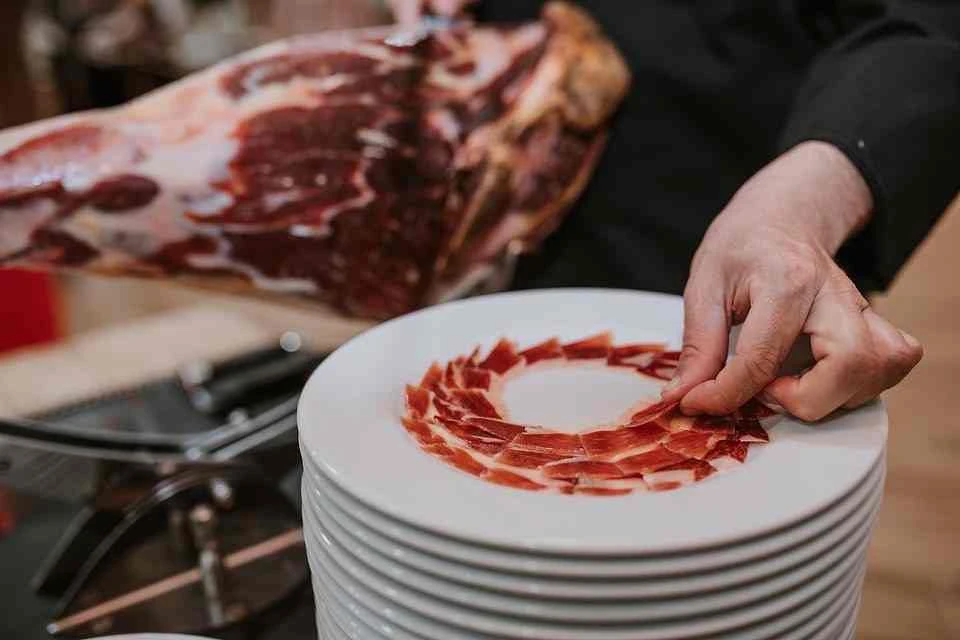 Animation découpe de jambon ibérique en direct