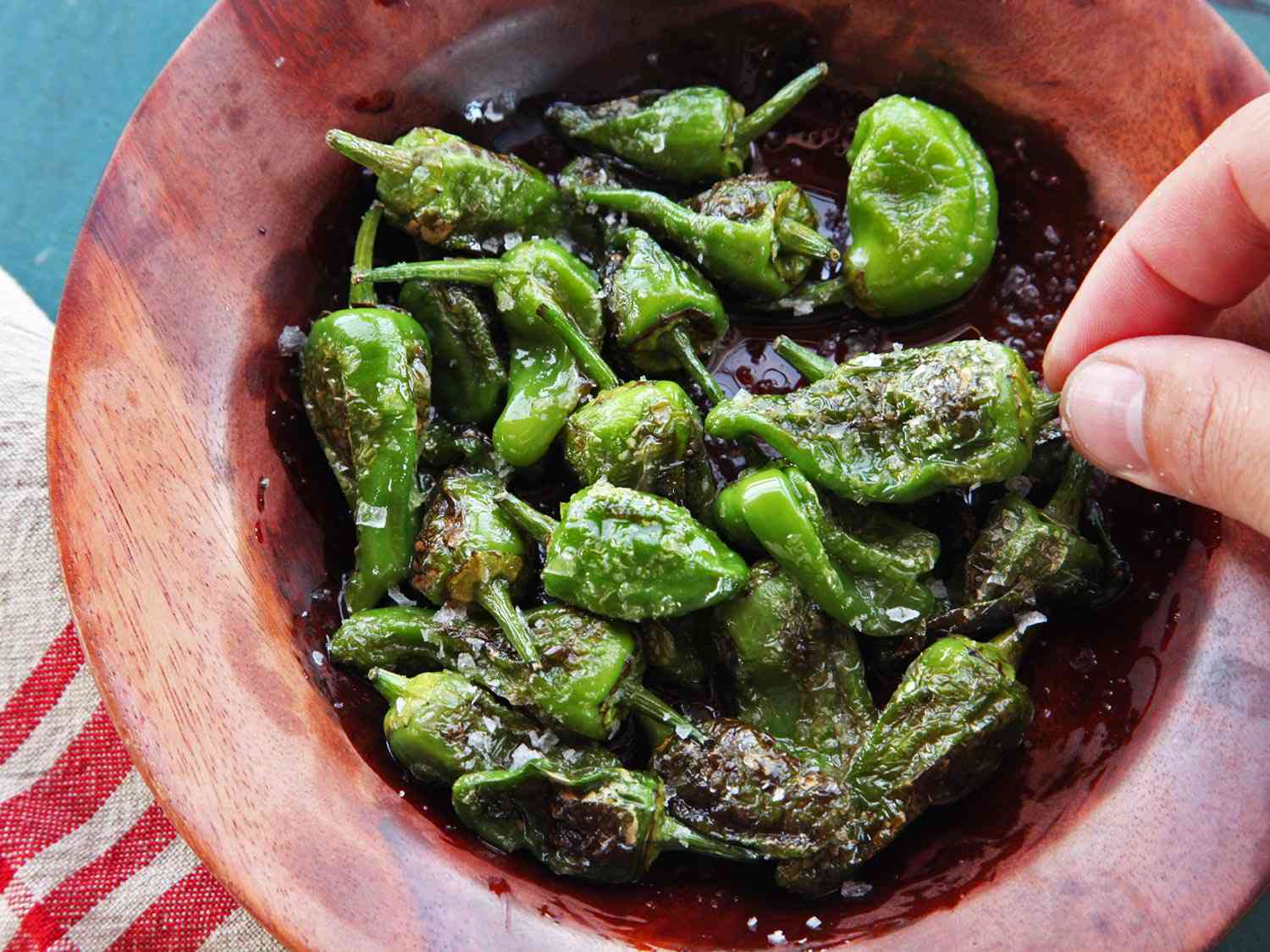 Huile d'olive espagnole et pimentón de la Vera fumé ingrédients ibériques